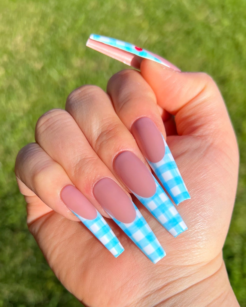 Picnic Blanket I-Pamper Nail Gallery-french tip 