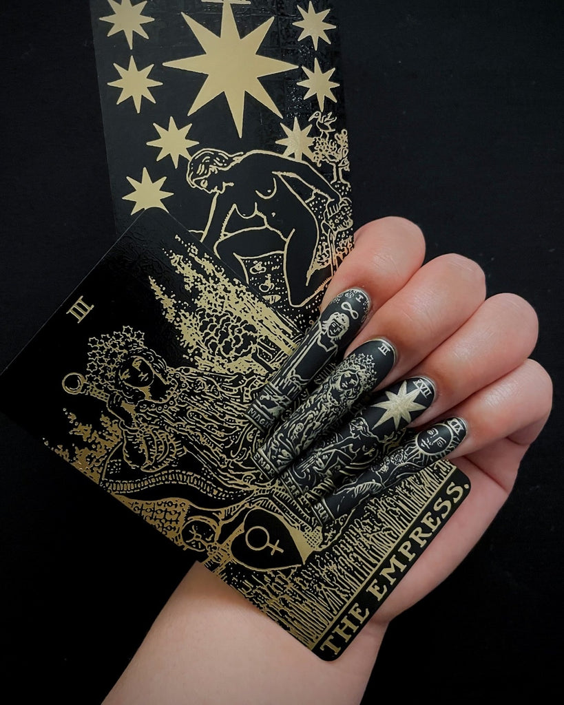 Black and Gold Tarot-Pamper Nail Gallery-season of scares 