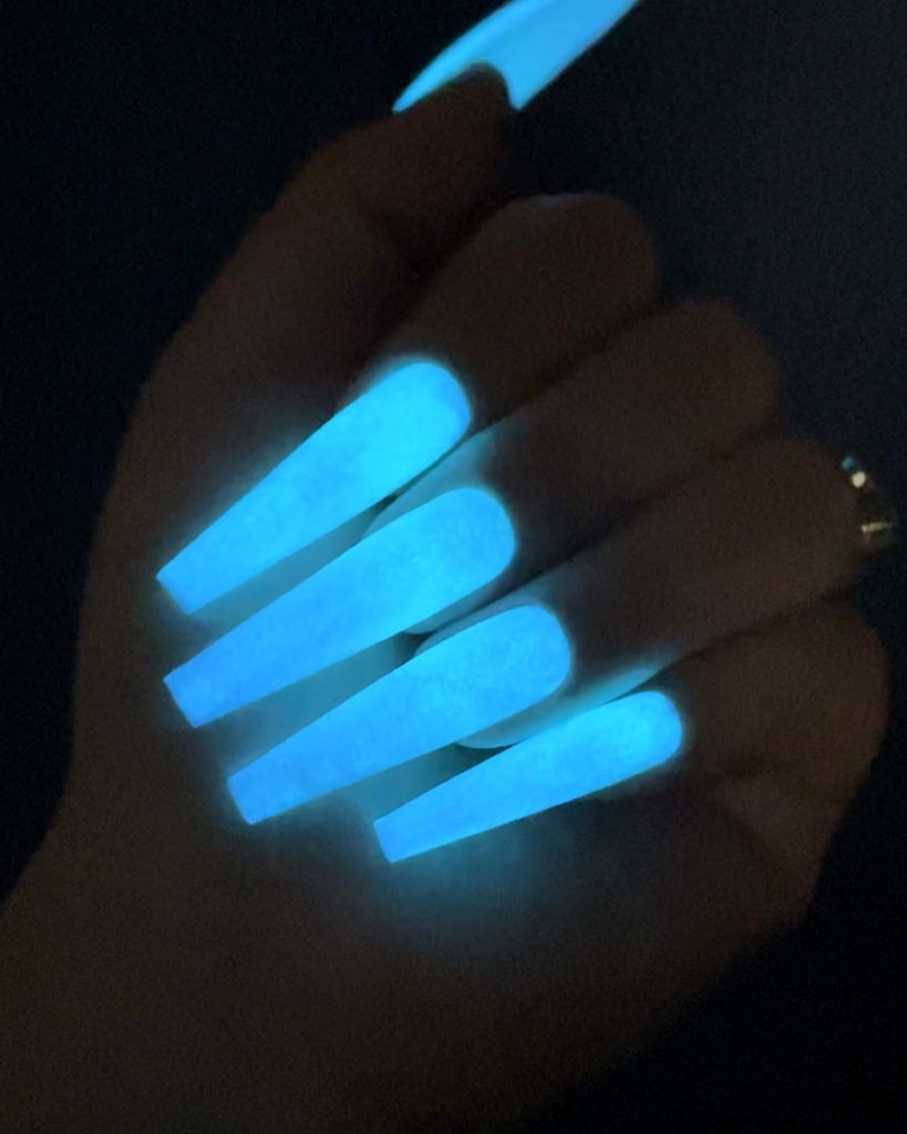 Cyber Glow-Pamper Nail Gallery-solid color