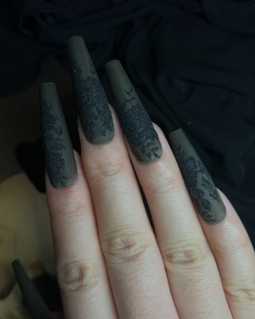 Victorian Lace Dark Nails with Elegance