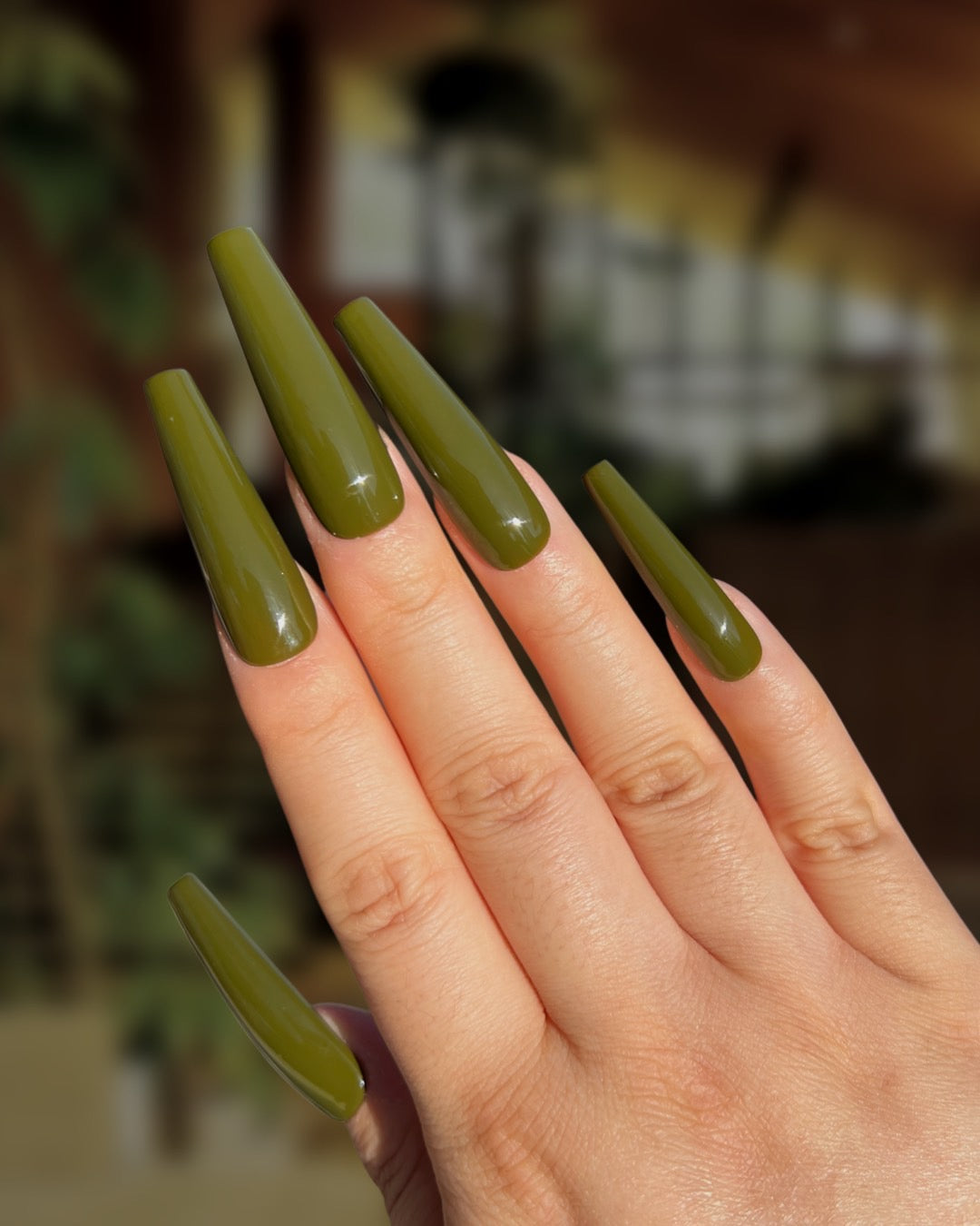 25 Chic Olive Green Nails For Your Next Mani